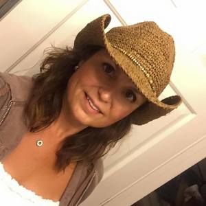 Meet your Posher, Jenn